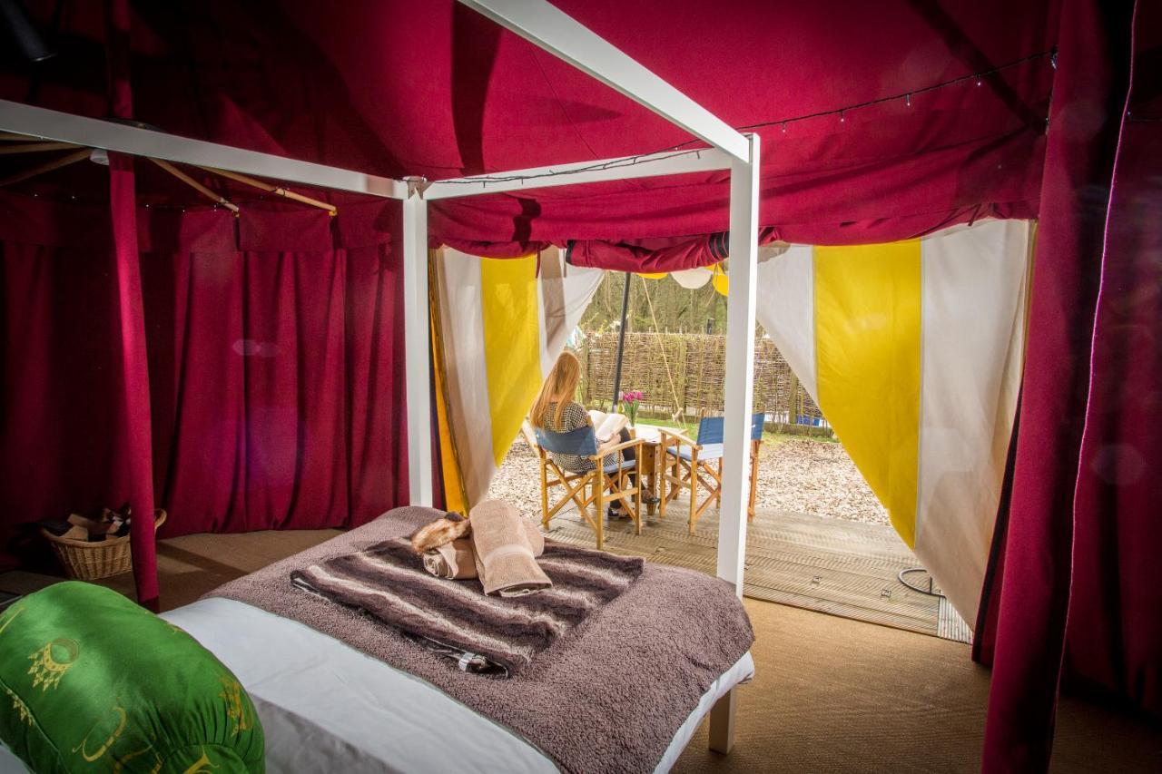 Leeds Castle Knights Glamping Hotel Exterior foto